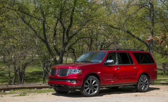 2016-Lincoln-Navigator-L-109-876x535