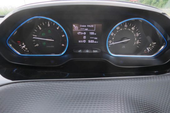 2016-Peugeot-2008-Auto-start-stop-ECO-counter