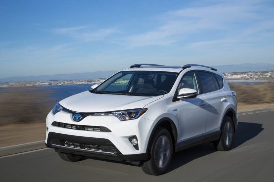 2016-Toyota-RAV4-Hybrid-front-three-quarter-in-motion-26