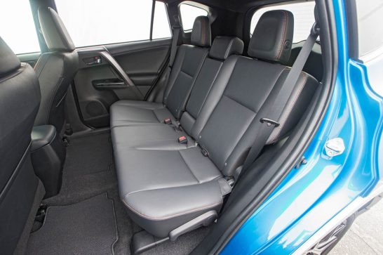 2016-Toyota-Rav4-SE-AWD-rear-interior-seats