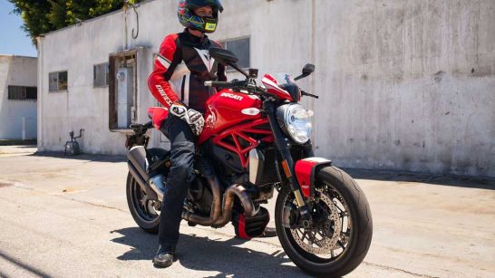 2016-ducati-monster-1200-r1