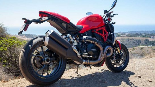 2016-ducati-monster-1200-r2