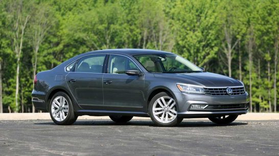 2016-volkswagen-passat-v6-1