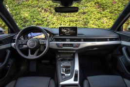 2017-Audi-A4-20T-quattro-cabin-04
