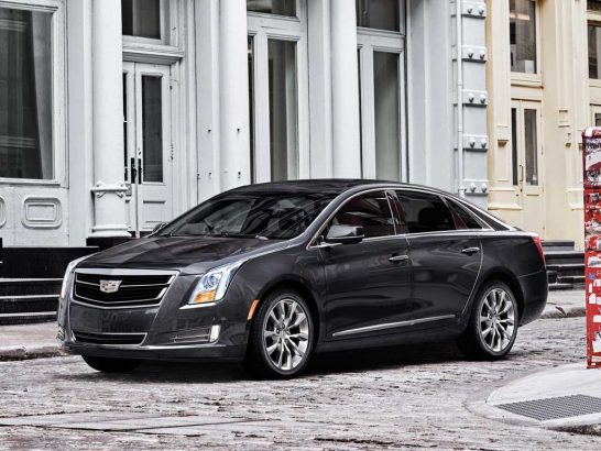 2017-Cadillac-XTS-10