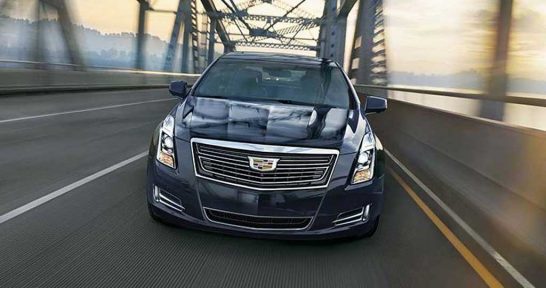 2017-Cadillac-XTS-front-ang