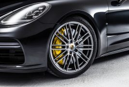 2017-Porsche-Panamera-wheels