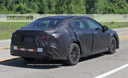 2018-Toyota-Camry-spy-photo-106-876x535