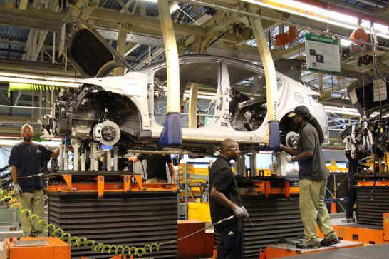 Hyundai-Motor-Manufacturing-Alabama-Elantra-on-assembly-line