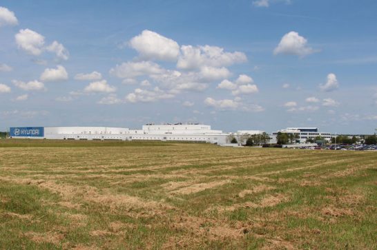 Hyundai-Motor-Manufacturing-Alabama-exterior-view-of-plant