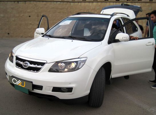 BYD S6