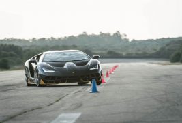 Lamborghini-Centenario-LP-770-4-front-end-in-motion