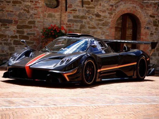 Pagani-Zonda-2013-Revolucio