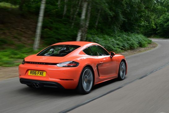 Porsche 718 Cayman 2016