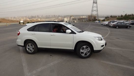 BYD S6