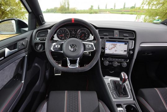 vw-golf-gti-clubsport-04