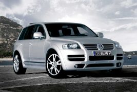 Volkswagen-Touareg-2005-W12