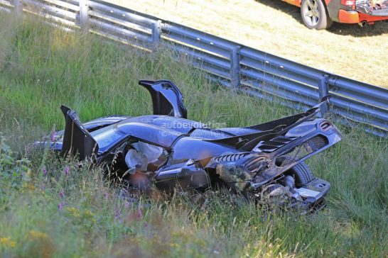 koenigsegg-one1-destroyed-in-brutal-nurburgring-crash-hypercar-caught-fire_1