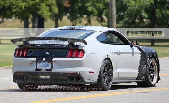 Ford Mustang Shelby GT500 2018 Spy Shot