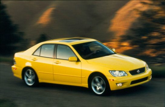 1998056_2001_IS300_yellow