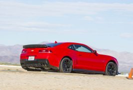 2015-Chevrolet-Camaro-Z28-rear-three-quarter