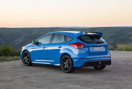 2016-Ford-Focus-RS-rear-three-quarter