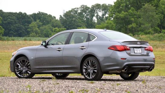 2016-infiniti-q70-review2