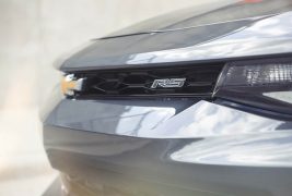 2017-Chevrolet-Camaro-50th-Anniversary-front-grille