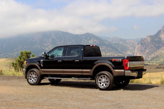 2017-ford-super-duty-10