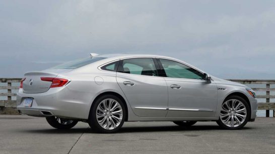 2017-buick-lacrosse-2