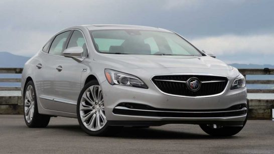 2017-buick-lacrosse-3