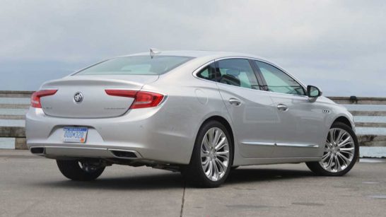 2017-buick-lacrosse-4