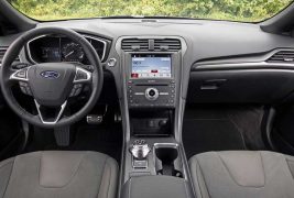 2017-ford-fusion-v6-sport10