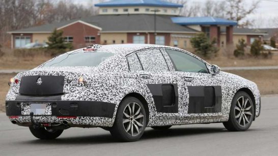 2018-buick-regal-spy-photo2