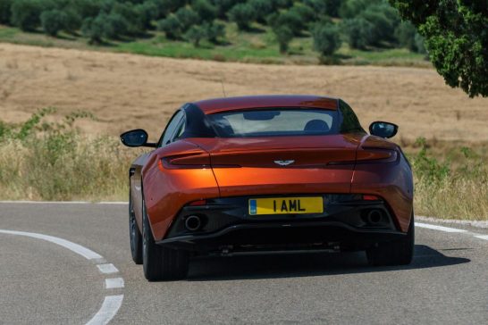 Aston Martin DB11 2016