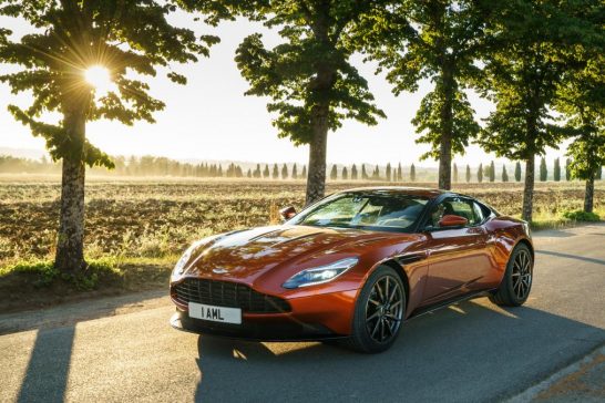 Aston Martin DB11 2016