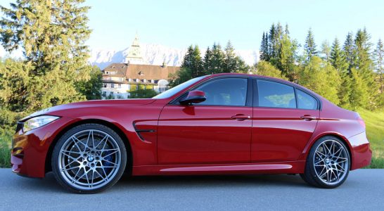 BMW-M3-M3-Competition-Package-3