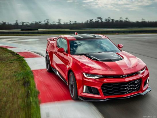 Chevrolet-Camaro-ZL1-7