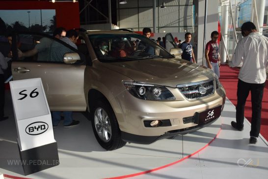 BYD S6