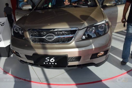 BYD S6