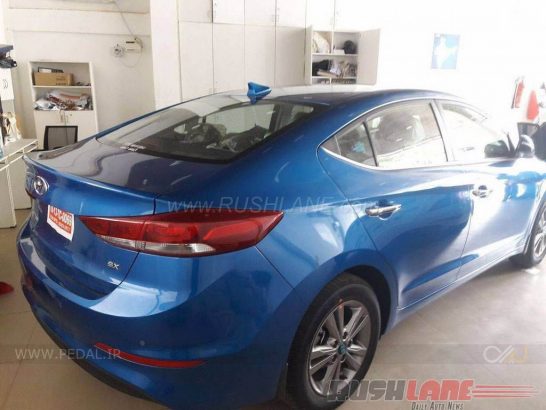 Hyundai-Elantra-India-spyshot-1