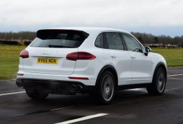 Porsche Cayenne 03