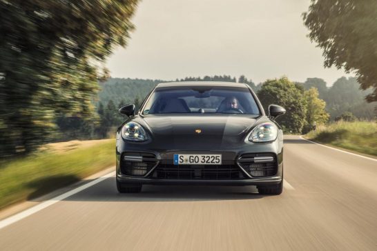 Porsche Panamera Turbo 2016