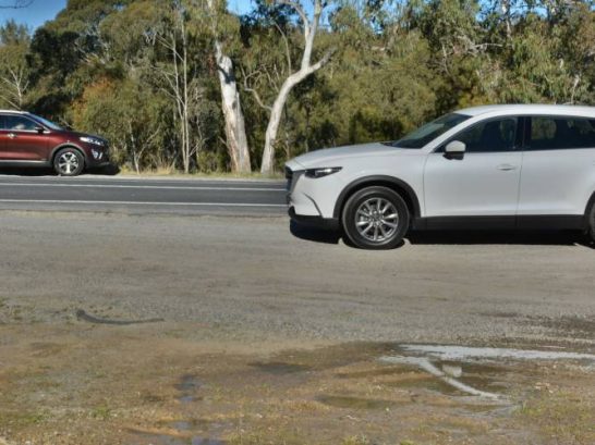 2016_kia_sorento_vs_mazda_cx_9_large_suv_comparison_review_11-0905-667x500