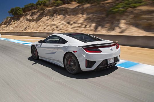 2017-acura-nsx-rear-three-quarter-in-motion