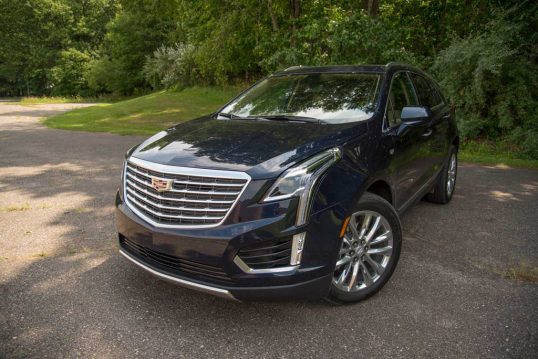 2017 Cadillac XT5 Platinum AWD