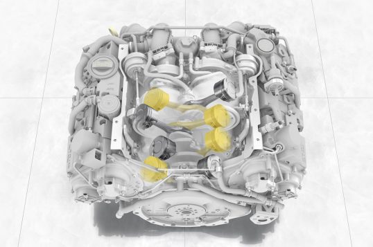 2017-porsche-panamera-v-8-engine-9