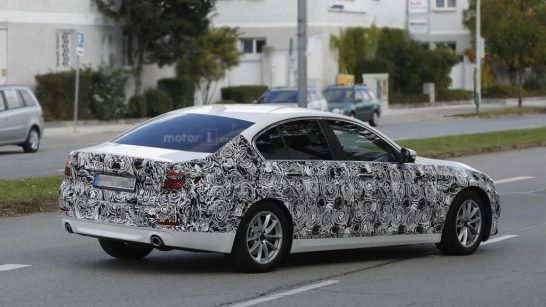 2017-bmw-5-series-sedan-spy-photo3