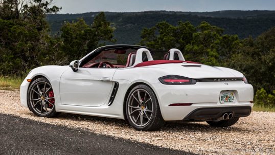 2017-porsche-718-boxster-s-1