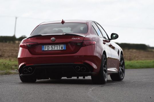 Alfa Romeo Giulia Quadrifoglio 2016